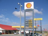 Stuckeys and Shell in Tucumcari, New Mexico